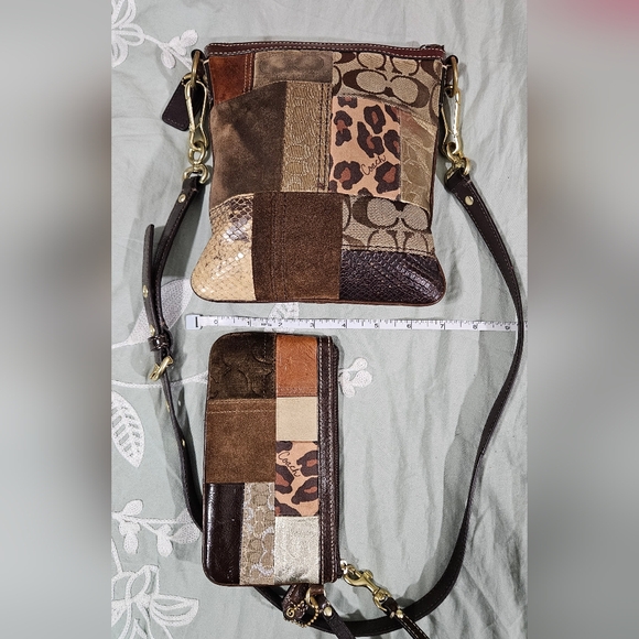 Coach Patchwork 2007 Crossbody Bag & Matching Wristlet - Picture 2 of 11